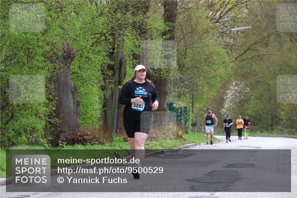 12.04.2026 - 45. Internationalen Wilhelmsburger Insellauf Yannick Fuchs http://msf.ph/oto/9500529 12.04.2026 13:18:19 Laufen 3282 meine-sportfotos.de