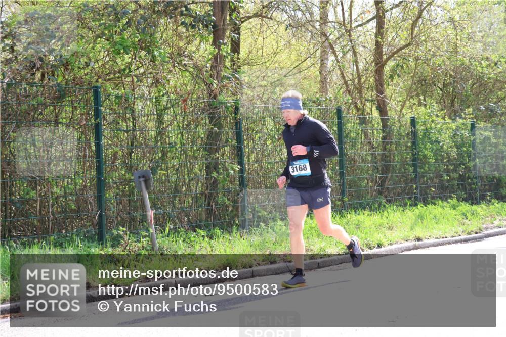 12.04.2026 - 45. Internationalen Wilhelmsburger Insellauf Yannick Fuchs http://msf.ph/oto/9500583 12.04.2026 11:11:40 Laufen 3168 meine-sportfotos.de