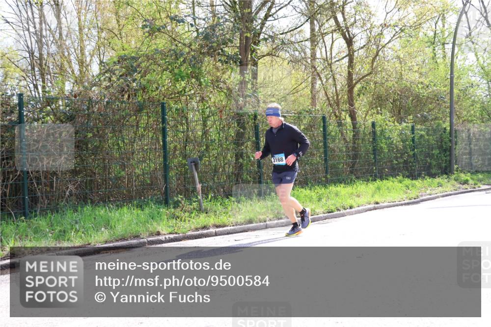 12.04.2026 - 45. Internationalen Wilhelmsburger Insellauf Yannick Fuchs http://msf.ph/oto/9500584 12.04.2026 11:11:40 Laufen 3168 meine-sportfotos.de