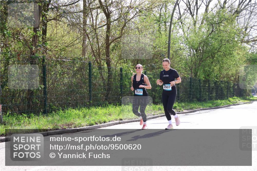 12.04.2026 - 45. Internationalen Wilhelmsburger Insellauf Yannick Fuchs http://msf.ph/oto/9500620 12.04.2026 11:11:54 Laufen 2523, 2907 meine-sportfotos.de