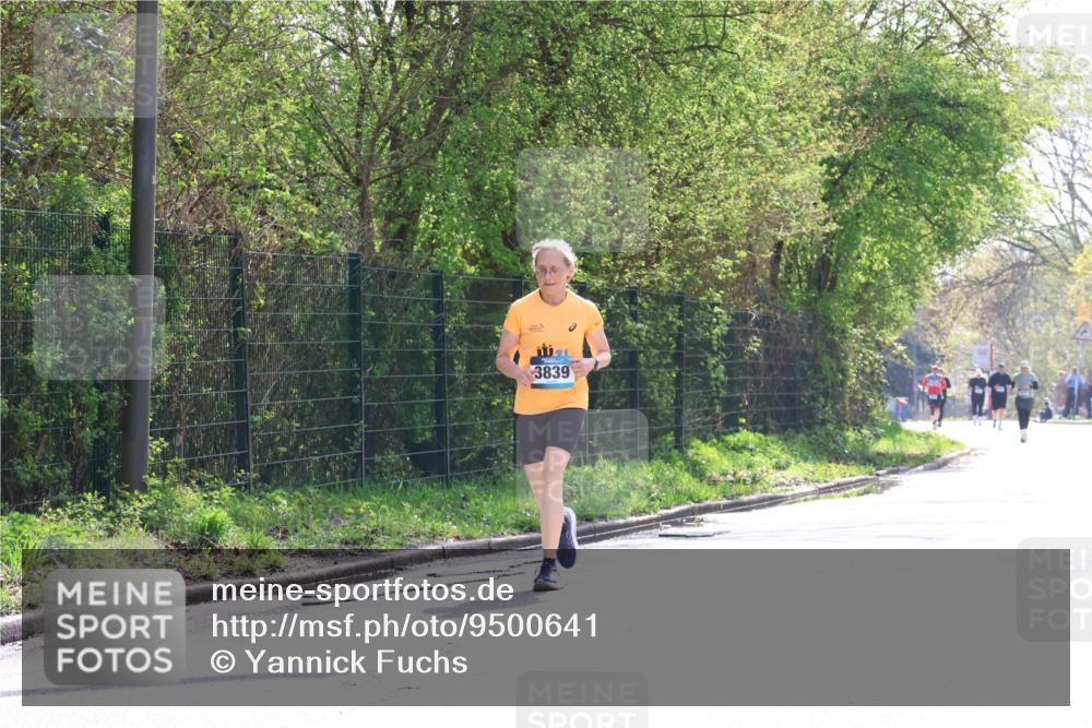 12.04.2026 - 45. Internationalen Wilhelmsburger Insellauf Yannick Fuchs http://msf.ph/oto/9500641 12.04.2026 11:12:04 Laufen 3839 meine-sportfotos.de