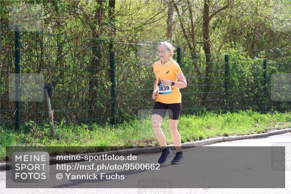 12.04.2026 - 45. Internationalen Wilhelmsburger Insellauf Yannick Fuchs http://msf.ph/oto/9500662 12.04.2026 11:12:08 Laufen 3839 meine-sportfotos.de