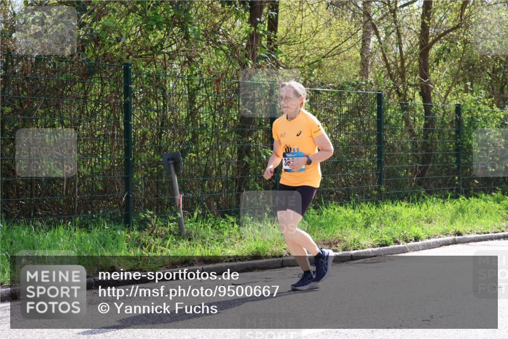 12.04.2026 - 45. Internationalen Wilhelmsburger Insellauf Yannick Fuchs http://msf.ph/oto/9500667 12.04.2026 11:12:09 Laufen 36 meine-sportfotos.de