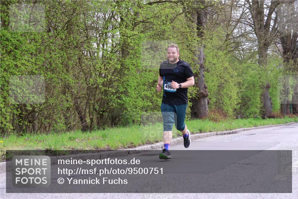 12.04.2026 - 45. Internationalen Wilhelmsburger Insellauf Yannick Fuchs http://msf.ph/oto/9500751 12.04.2026 13:19:24 Laufen 498 meine-sportfotos.de