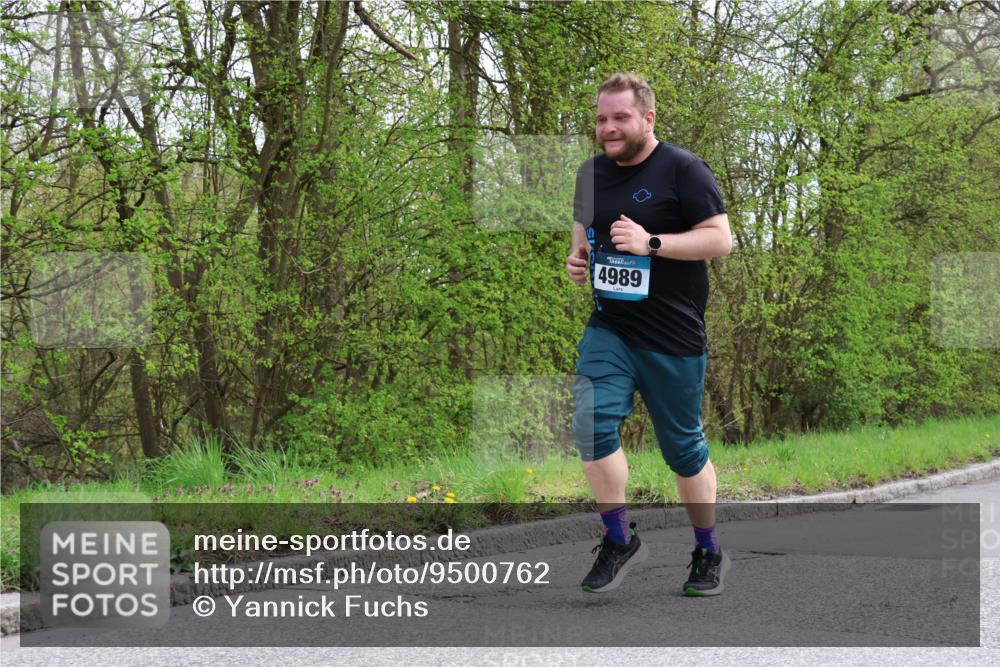 12.04.2026 - 45. Internationalen Wilhelmsburger Insellauf Yannick Fuchs http://msf.ph/oto/9500762 12.04.2026 13:19:26 Laufen 4989 meine-sportfotos.de