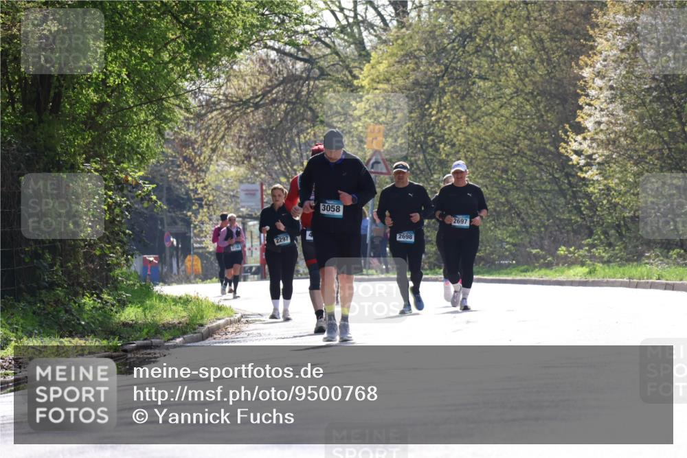 12.04.2026 - 45. Internationalen Wilhelmsburger Insellauf Yannick Fuchs http://msf.ph/oto/9500768 12.04.2026 11:12:31 Laufen 2297, 3058, 9, 2698, 2697 meine-sportfotos.de