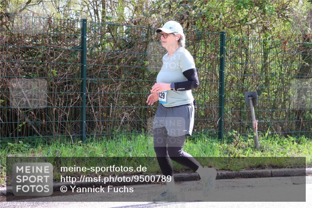 12.04.2026 - 45. Internationalen Wilhelmsburger Insellauf Yannick Fuchs http://msf.ph/oto/9500789 12.04.2026 11:12:34 Laufen 429 meine-sportfotos.de