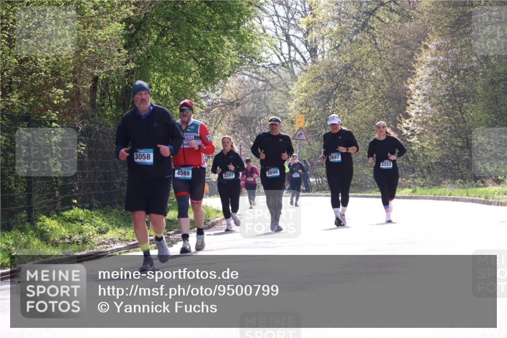12.04.2026 - 45. Internationalen Wilhelmsburger Insellauf Yannick Fuchs http://msf.ph/oto/9500799 12.04.2026 11:12:38 Laufen 3058, 4589, 2297, 3451, 2698, 2697, 3253 meine-sportfotos.de
