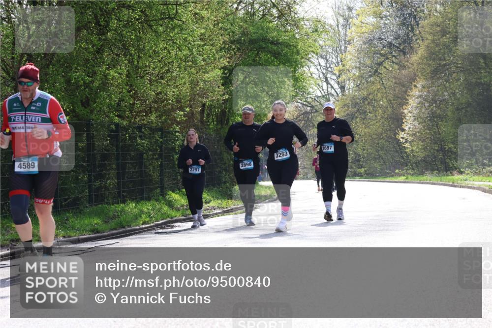 12.04.2026 - 45. Internationalen Wilhelmsburger Insellauf Yannick Fuchs http://msf.ph/oto/9500840 12.04.2026 11:12:45 Laufen 7, 100, 4589, 3253, 2697, 2297, 2698 meine-sportfotos.de