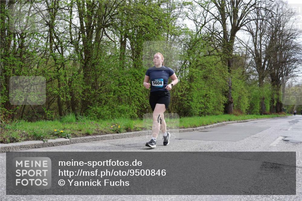 12.04.2026 - 45. Internationalen Wilhelmsburger Insellauf Yannick Fuchs http://msf.ph/oto/9500846 12.04.2026 13:20:14 Laufen 5604 meine-sportfotos.de