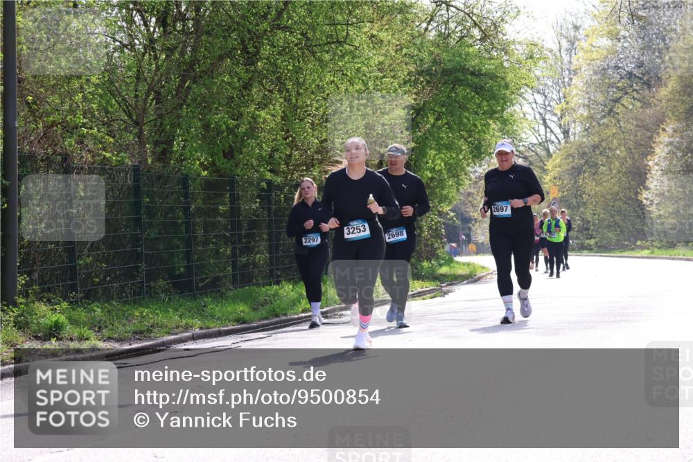 12.04.2026 - 45. Internationalen Wilhelmsburger Insellauf Yannick Fuchs http://msf.ph/oto/9500854 12.04.2026 11:12:46 Laufen 2297, 3253, 2698, 2697 meine-sportfotos.de