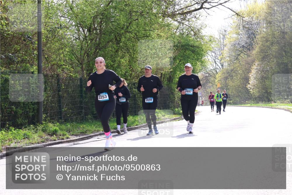 12.04.2026 - 45. Internationalen Wilhelmsburger Insellauf Yannick Fuchs http://msf.ph/oto/9500863 12.04.2026 11:12:48 Laufen 3253, 2297, 2698, 2697 meine-sportfotos.de
