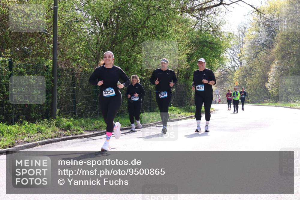 12.04.2026 - 45. Internationalen Wilhelmsburger Insellauf Yannick Fuchs http://msf.ph/oto/9500865 12.04.2026 11:12:48 Laufen 3253, 2297, 2698, 2697 meine-sportfotos.de