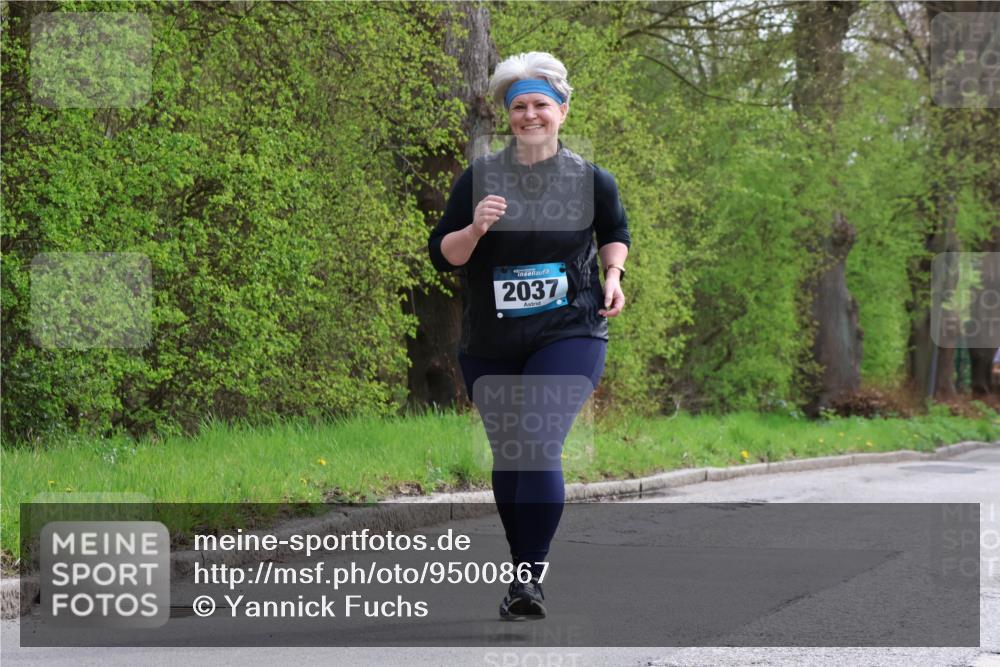 12.04.2026 - 45. Internationalen Wilhelmsburger Insellauf Yannick Fuchs http://msf.ph/oto/9500867 12.04.2026 13:20:36 Laufen 2037 meine-sportfotos.de