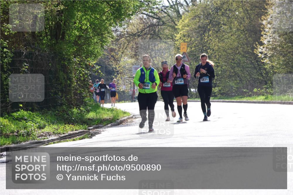 12.04.2026 - 45. Internationalen Wilhelmsburger Insellauf Yannick Fuchs http://msf.ph/oto/9500890 12.04.2026 11:12:51 Laufen 09, 2140, 5831, 066, 3451 meine-sportfotos.de