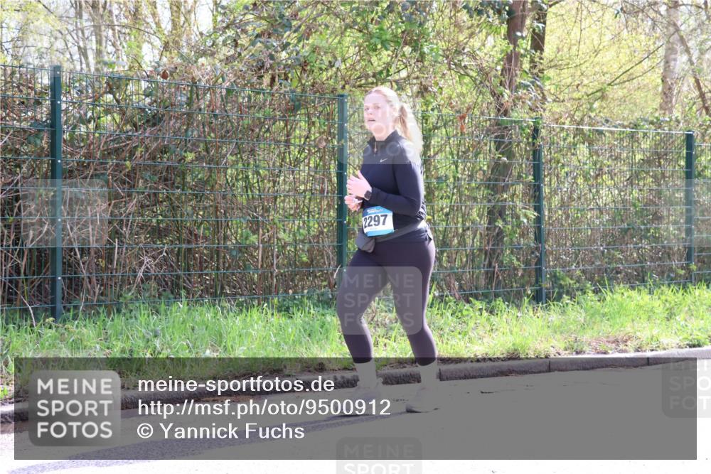 12.04.2026 - 45. Internationalen Wilhelmsburger Insellauf Yannick Fuchs http://msf.ph/oto/9500912 12.04.2026 11:12:54 Laufen 2297 meine-sportfotos.de