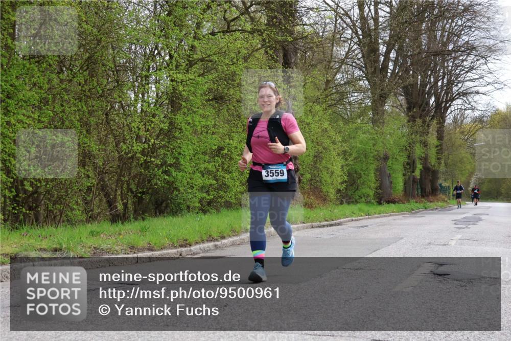 12.04.2026 - 45. Internationalen Wilhelmsburger Insellauf Yannick Fuchs http://msf.ph/oto/9500961 12.04.2026 13:20:59 Laufen 3559 meine-sportfotos.de