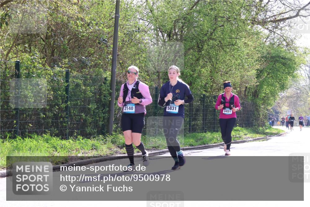 12.04.2026 - 45. Internationalen Wilhelmsburger Insellauf Yannick Fuchs http://msf.ph/oto/9500978 12.04.2026 11:13:04 Laufen 2140, 5831, 3451 meine-sportfotos.de