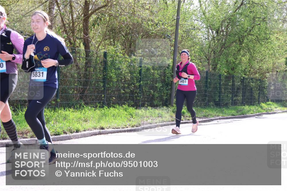 12.04.2026 - 45. Internationalen Wilhelmsburger Insellauf Yannick Fuchs http://msf.ph/oto/9501003 12.04.2026 11:13:06 Laufen 0, 5831, 3451 meine-sportfotos.de