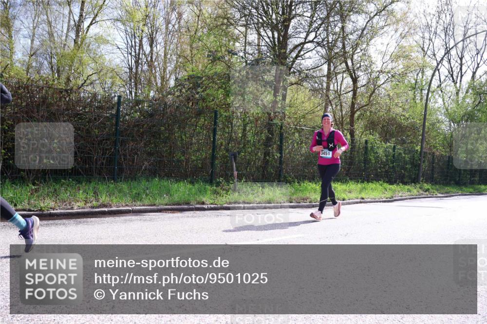 12.04.2026 - 45. Internationalen Wilhelmsburger Insellauf Yannick Fuchs http://msf.ph/oto/9501025 12.04.2026 11:13:08 Laufen 3451 meine-sportfotos.de