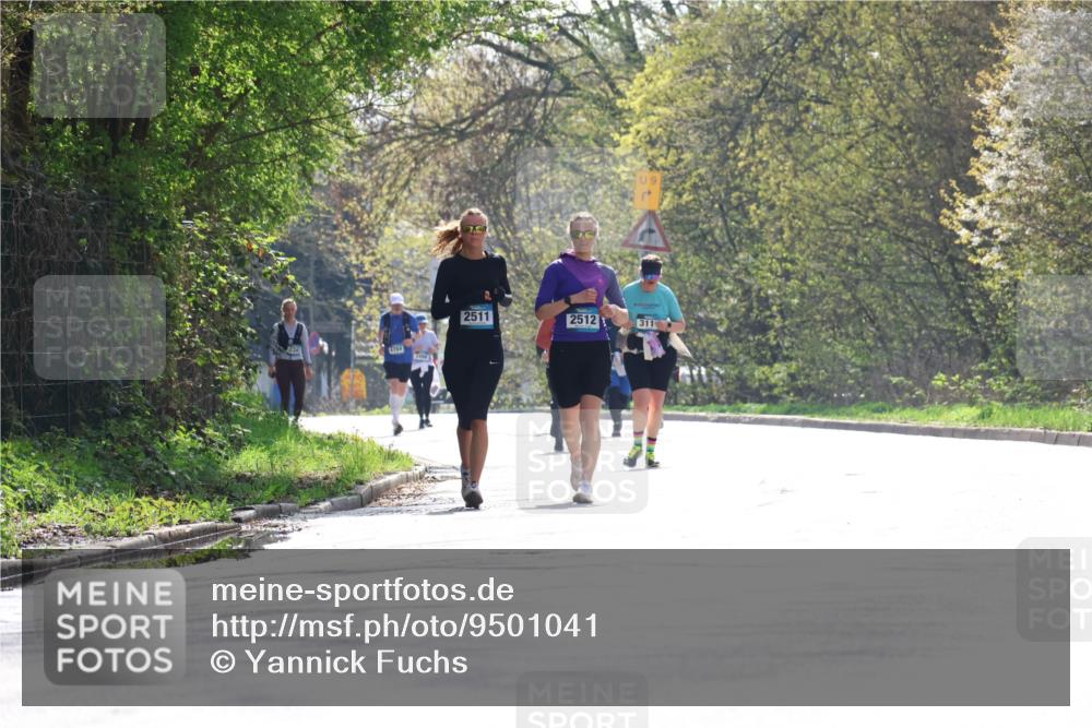 12.04.2026 - 45. Internationalen Wilhelmsburger Insellauf Yannick Fuchs http://msf.ph/oto/9501041 12.04.2026 11:13:16 Laufen 2404, 2511, 9, 2512, 311 meine-sportfotos.de