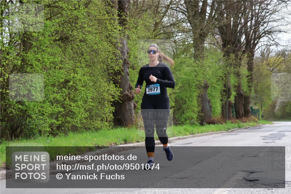 12.04.2026 - 45. Internationalen Wilhelmsburger Insellauf Yannick Fuchs http://msf.ph/oto/9501074 12.04.2026 13:22:50 Laufen 3977 meine-sportfotos.de