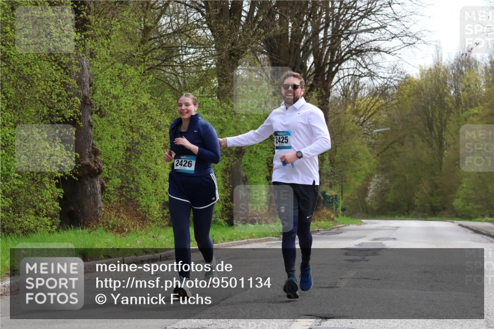 12.04.2026 - 45. Internationalen Wilhelmsburger Insellauf Yannick Fuchs http://msf.ph/oto/9501134 12.04.2026 13:24:56 Laufen 2426, 2425 meine-sportfotos.de