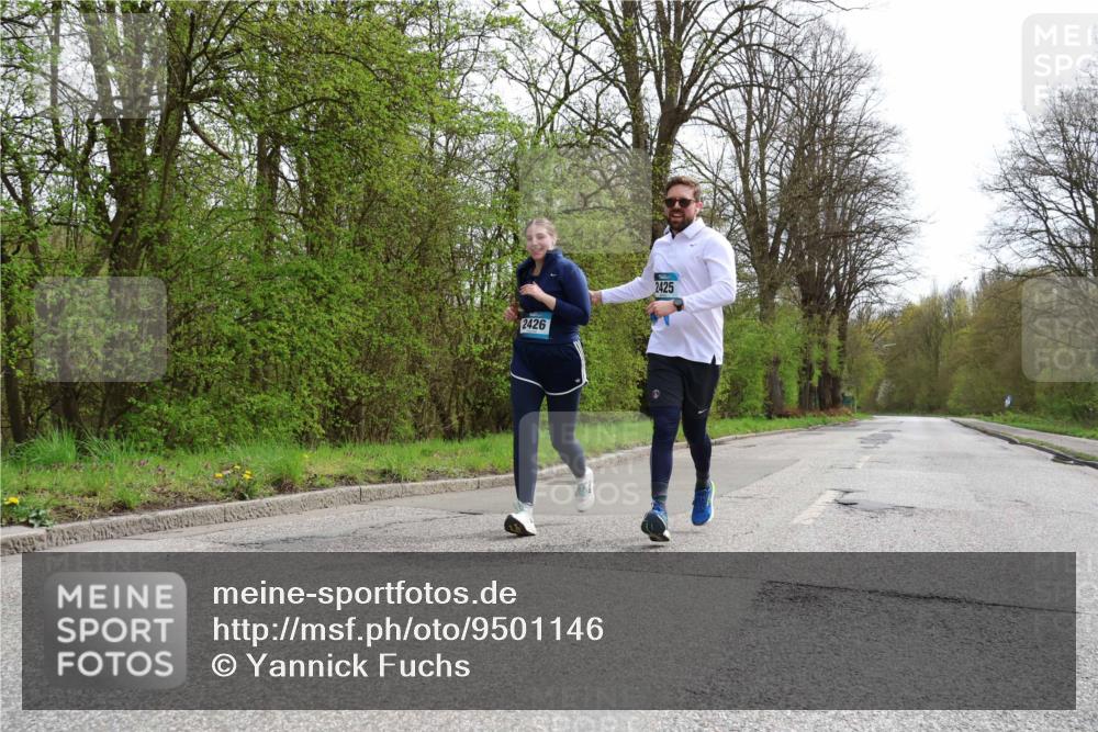 12.04.2026 - 45. Internationalen Wilhelmsburger Insellauf Yannick Fuchs http://msf.ph/oto/9501146 12.04.2026 13:24:58 Laufen 2426, 2425 meine-sportfotos.de