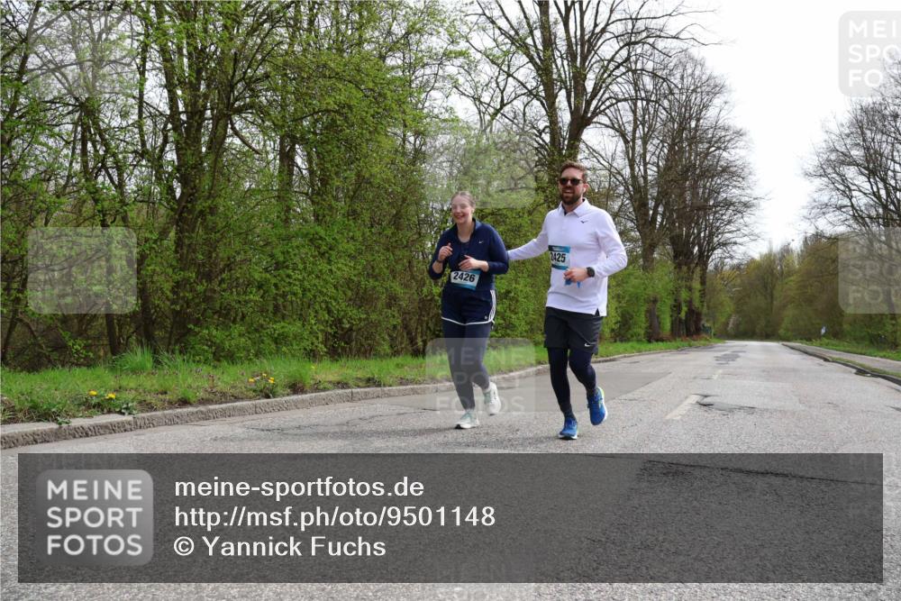12.04.2026 - 45. Internationalen Wilhelmsburger Insellauf Yannick Fuchs http://msf.ph/oto/9501148 12.04.2026 13:24:59 Laufen 2426, 2425 meine-sportfotos.de