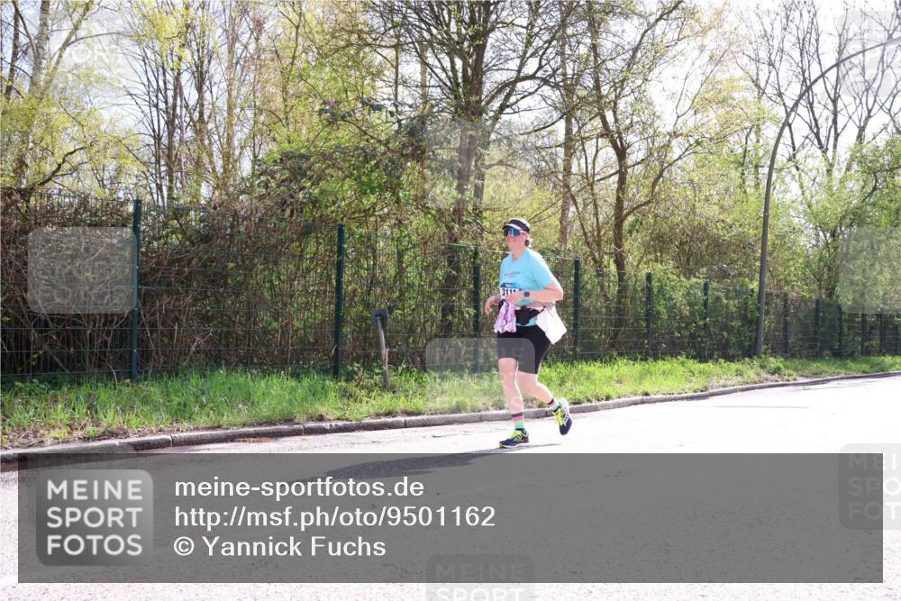 12.04.2026 - 45. Internationalen Wilhelmsburger Insellauf Yannick Fuchs http://msf.ph/oto/9501162 12.04.2026 11:13:39 Laufen 311 meine-sportfotos.de