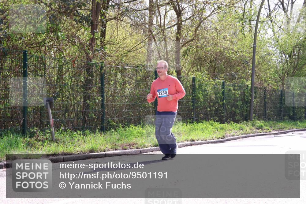 12.04.2026 - 45. Internationalen Wilhelmsburger Insellauf Yannick Fuchs http://msf.ph/oto/9501191 12.04.2026 11:13:49 Laufen 2230 meine-sportfotos.de