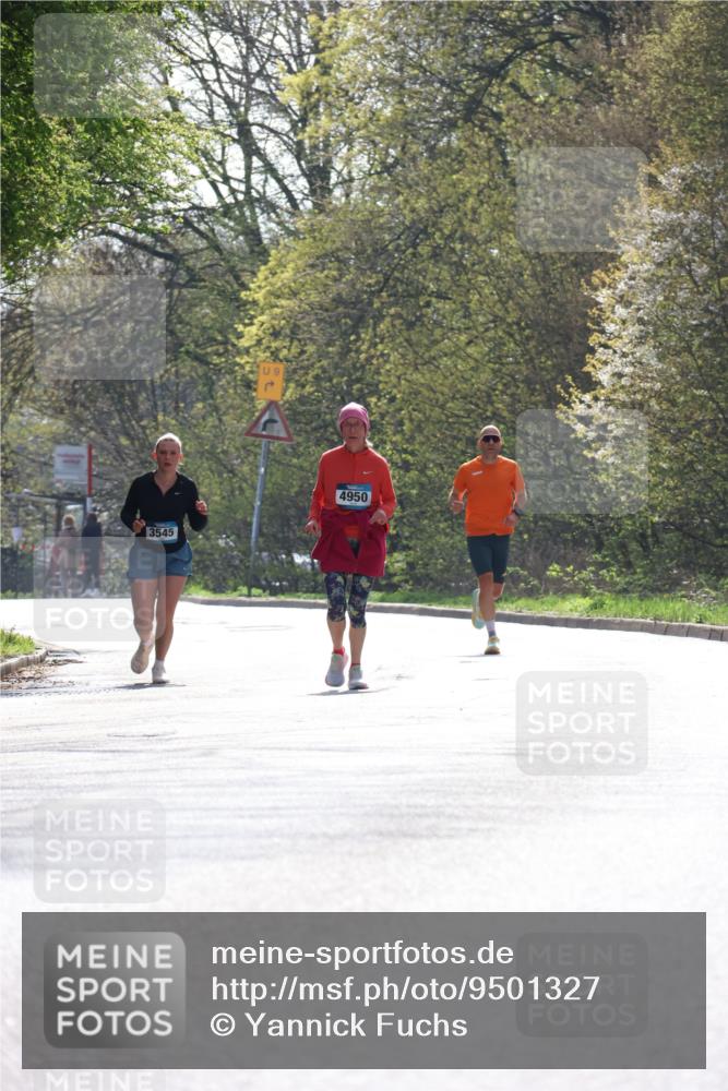 12.04.2026 - 45. Internationalen Wilhelmsburger Insellauf Yannick Fuchs http://msf.ph/oto/9501327 12.04.2026 11:16:09 Laufen 3545, 9, 4950 meine-sportfotos.de