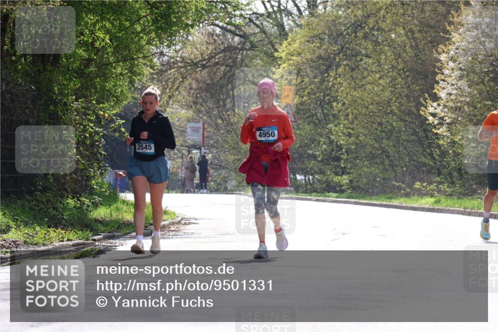 12.04.2026 - 45. Internationalen Wilhelmsburger Insellauf Yannick Fuchs http://msf.ph/oto/9501331 12.04.2026 11:16:13 Laufen 3545, 4950, 9 meine-sportfotos.de