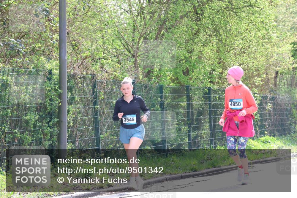 12.04.2026 - 45. Internationalen Wilhelmsburger Insellauf Yannick Fuchs http://msf.ph/oto/9501342 12.04.2026 11:16:19 Laufen 3545, 4950 meine-sportfotos.de