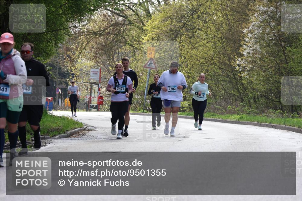 12.04.2026 - 45. Internationalen Wilhelmsburger Insellauf Yannick Fuchs http://msf.ph/oto/9501355 12.04.2026 11:17:14 Laufen 241, 948, 3474, 3371, 2703, 4174 meine-sportfotos.de