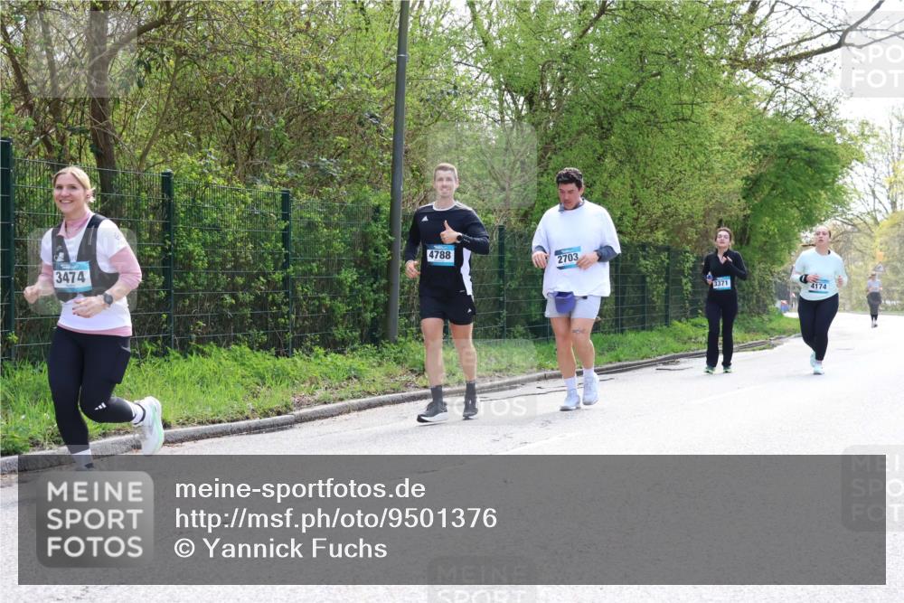 12.04.2026 - 45. Internationalen Wilhelmsburger Insellauf Yannick Fuchs http://msf.ph/oto/9501376 12.04.2026 11:17:29 Laufen 4788, 2703, 3474, 3371, 4174 meine-sportfotos.de