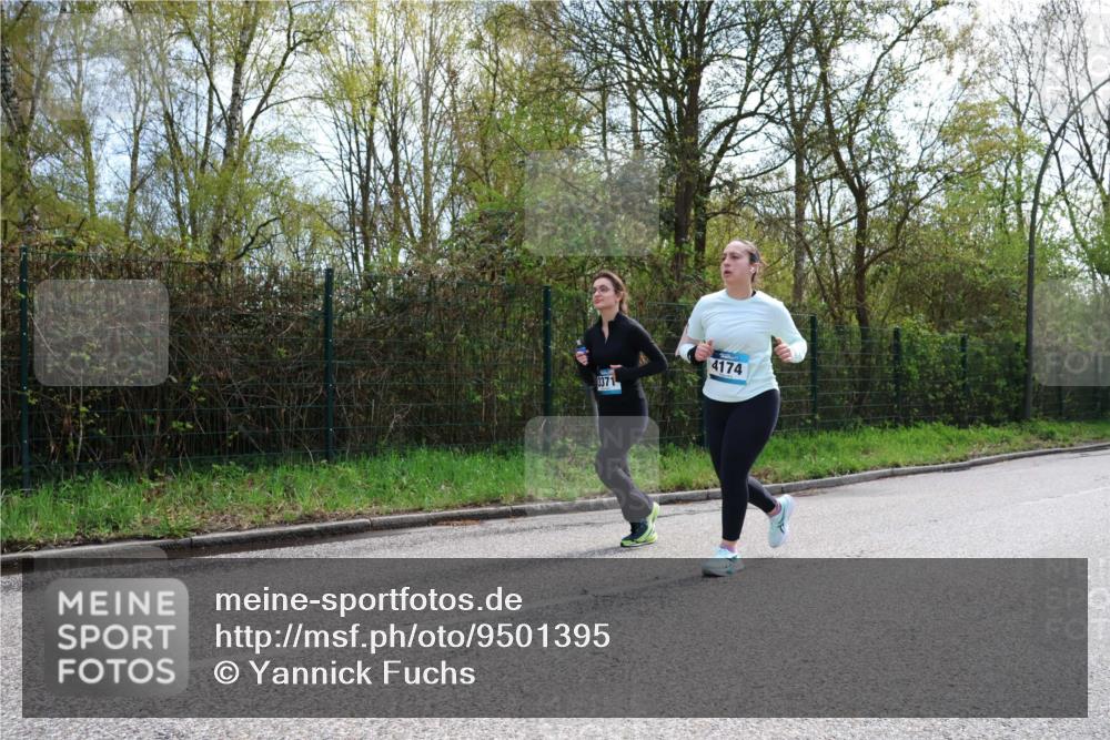 12.04.2026 - 45. Internationalen Wilhelmsburger Insellauf Yannick Fuchs http://msf.ph/oto/9501395 12.04.2026 11:17:35 Laufen 3371, 4174 meine-sportfotos.de