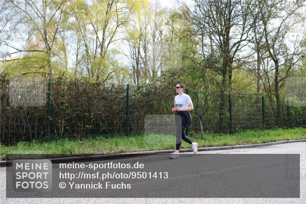 12.04.2026 - 45. Internationalen Wilhelmsburger Insellauf Yannick Fuchs http://msf.ph/oto/9501413 12.04.2026 11:17:51 Laufen  meine-sportfotos.de