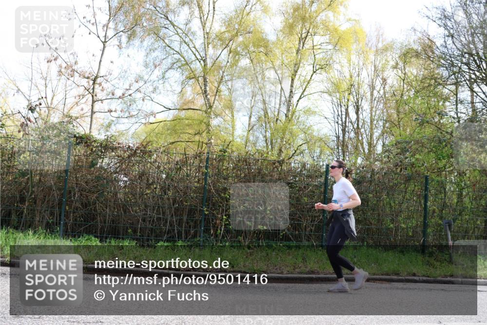 12.04.2026 - 45. Internationalen Wilhelmsburger Insellauf Yannick Fuchs http://msf.ph/oto/9501416 12.04.2026 11:17:51 Laufen  meine-sportfotos.de