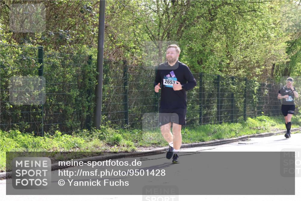 12.04.2026 - 45. Internationalen Wilhelmsburger Insellauf Yannick Fuchs http://msf.ph/oto/9501428 12.04.2026 11:18:31 Laufen 2653, 2233 meine-sportfotos.de
