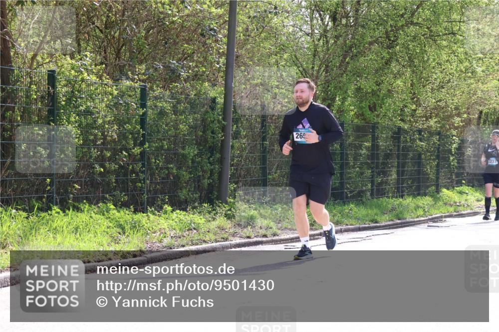 12.04.2026 - 45. Internationalen Wilhelmsburger Insellauf Yannick Fuchs http://msf.ph/oto/9501430 12.04.2026 11:18:32 Laufen 265, 2233 meine-sportfotos.de