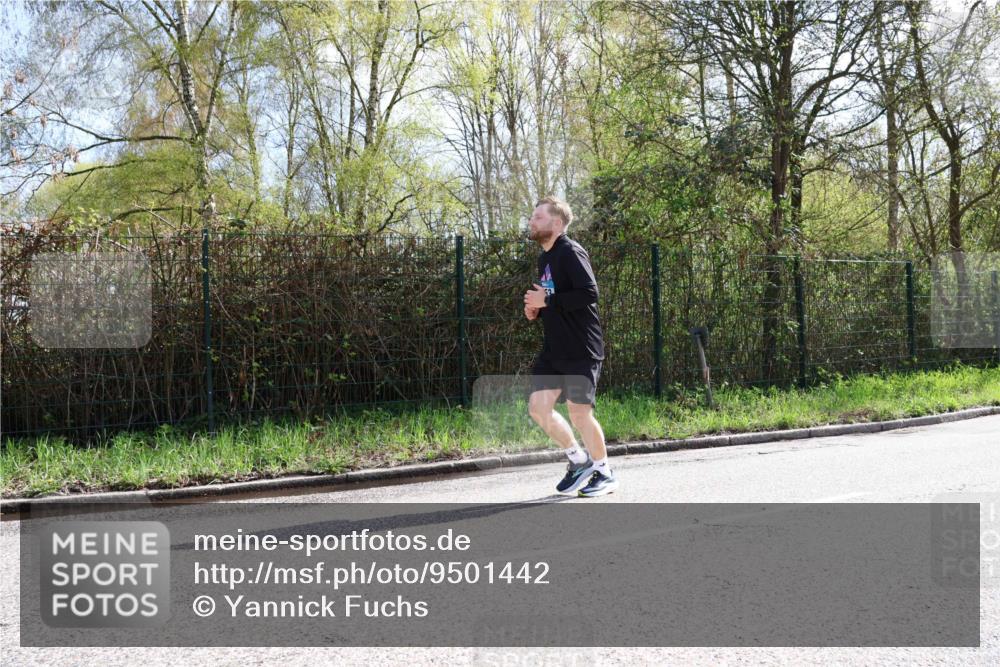 12.04.2026 - 45. Internationalen Wilhelmsburger Insellauf Yannick Fuchs http://msf.ph/oto/9501442 12.04.2026 11:18:36 Laufen  meine-sportfotos.de