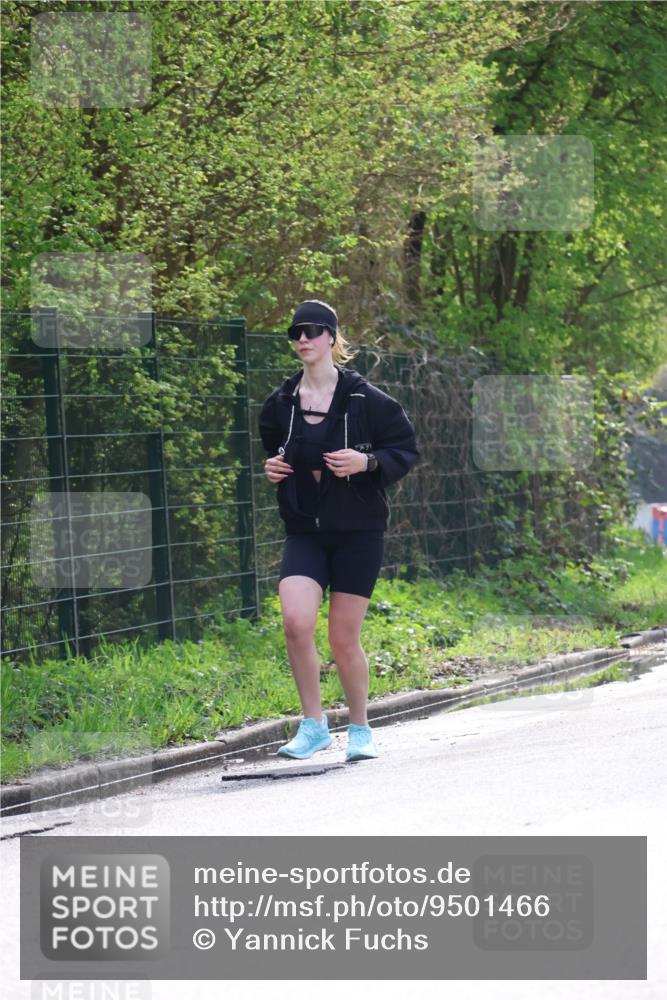 12.04.2026 - 45. Internationalen Wilhelmsburger Insellauf Yannick Fuchs http://msf.ph/oto/9501466 12.04.2026 11:19:47 Laufen  meine-sportfotos.de