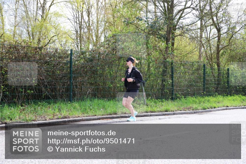 12.04.2026 - 45. Internationalen Wilhelmsburger Insellauf Yannick Fuchs http://msf.ph/oto/9501471 12.04.2026 11:19:54 Laufen  meine-sportfotos.de