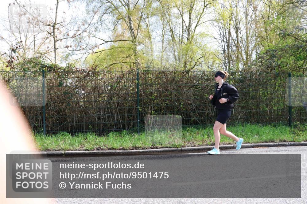 12.04.2026 - 45. Internationalen Wilhelmsburger Insellauf Yannick Fuchs http://msf.ph/oto/9501475 12.04.2026 11:19:55 Laufen  meine-sportfotos.de