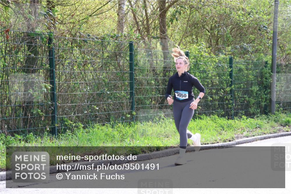 12.04.2026 - 45. Internationalen Wilhelmsburger Insellauf Yannick Fuchs http://msf.ph/oto/9501491 12.04.2026 11:20:41 Laufen 3050 meine-sportfotos.de