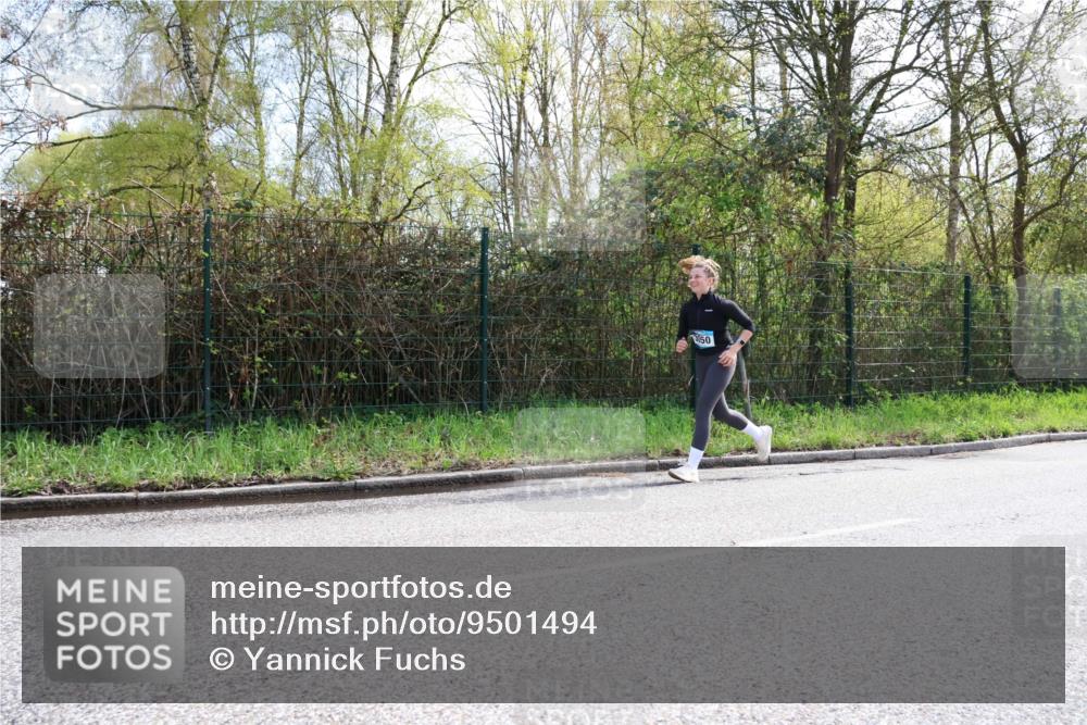 12.04.2026 - 45. Internationalen Wilhelmsburger Insellauf Yannick Fuchs http://msf.ph/oto/9501494 12.04.2026 11:20:43 Laufen 350 meine-sportfotos.de