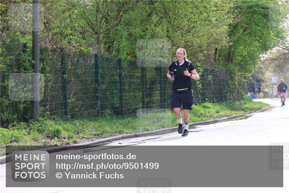 12.04.2026 - 45. Internationalen Wilhelmsburger Insellauf Yannick Fuchs http://msf.ph/oto/9501499 12.04.2026 11:20:53 Laufen  meine-sportfotos.de
