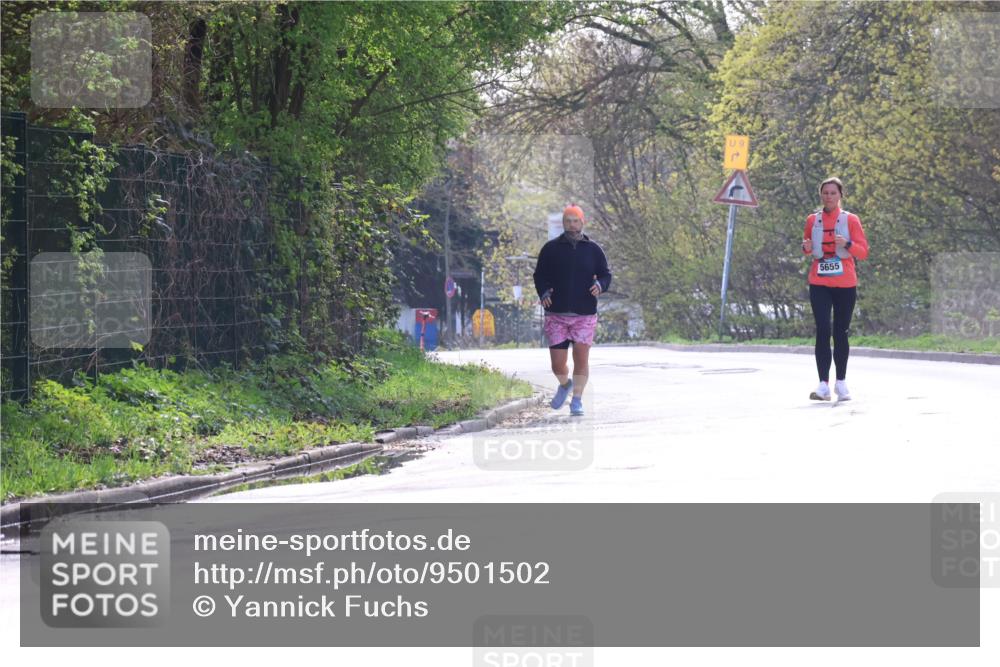 12.04.2026 - 45. Internationalen Wilhelmsburger Insellauf Yannick Fuchs http://msf.ph/oto/9501502 12.04.2026 11:20:59 Laufen 09, 5655 meine-sportfotos.de