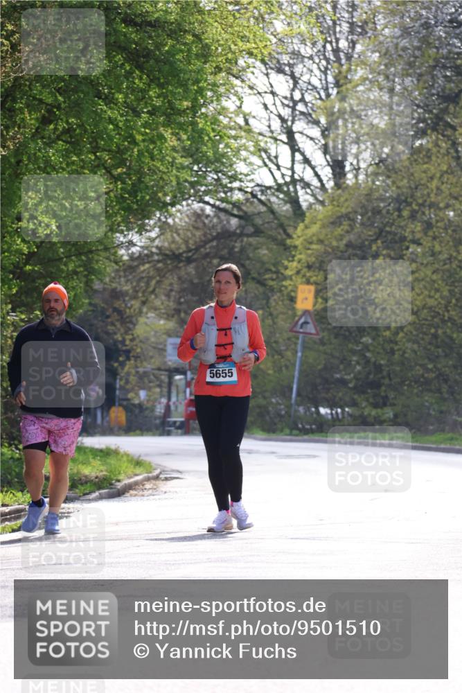 12.04.2026 - 45. Internationalen Wilhelmsburger Insellauf Yannick Fuchs http://msf.ph/oto/9501510 12.04.2026 11:21:08 Laufen 5655, 09 meine-sportfotos.de
